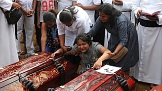 Sri Lanka Başbakanı: Terör saldırılarında IŞİD bağlantısı olabilir