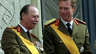El gran duque Juan junto a su hijo Enrique
