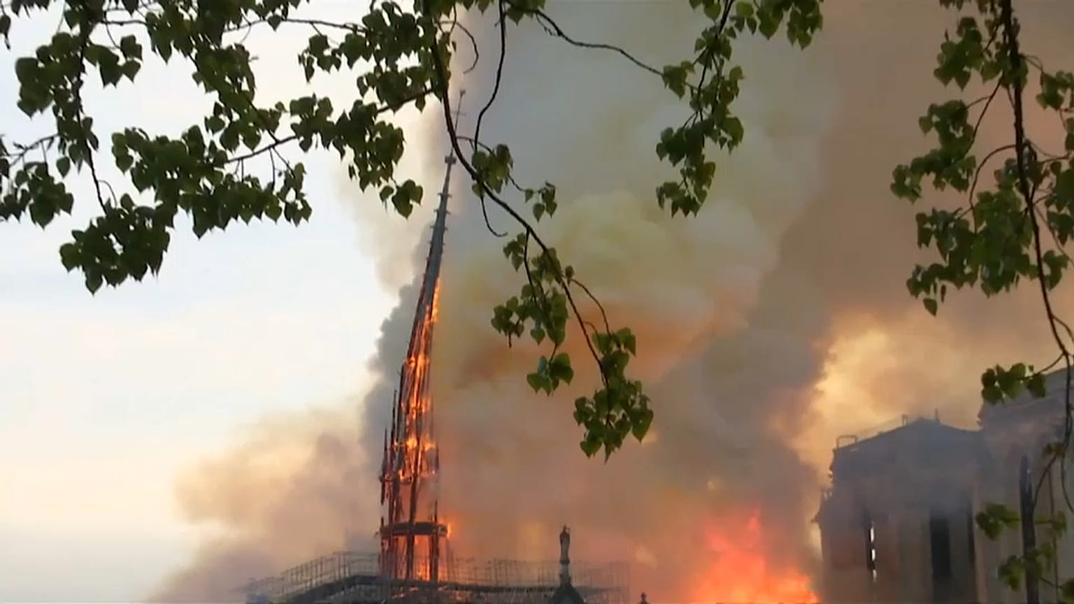Is it possible to rebuild Notre Dame in five years? 