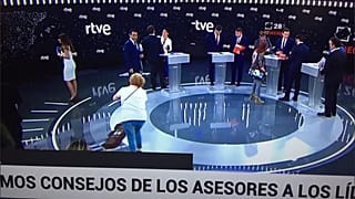 This photo of women cleaning the TV studio before election debate irks social media users | #TheCube