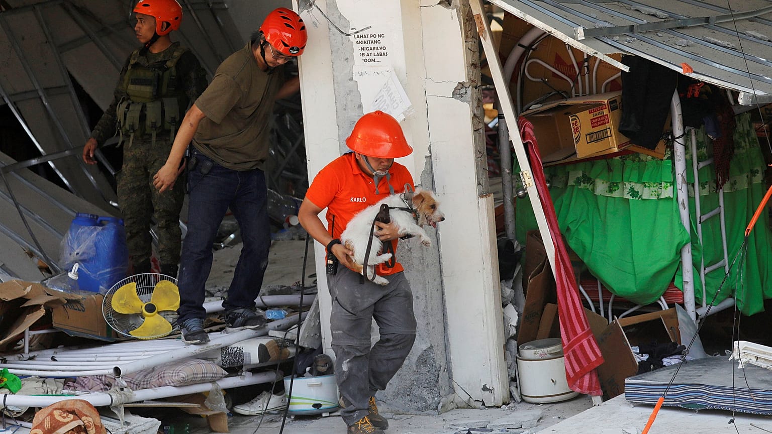 Φιλιππίνες:  Αυξάνονται οι νεκροί από την σεισμική ακολουθία