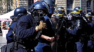 Γαλλία: Φυλάκιση σε 49χρονο γιατί προέτρεπε αστυνομικούς να αυτοκτονήσουν