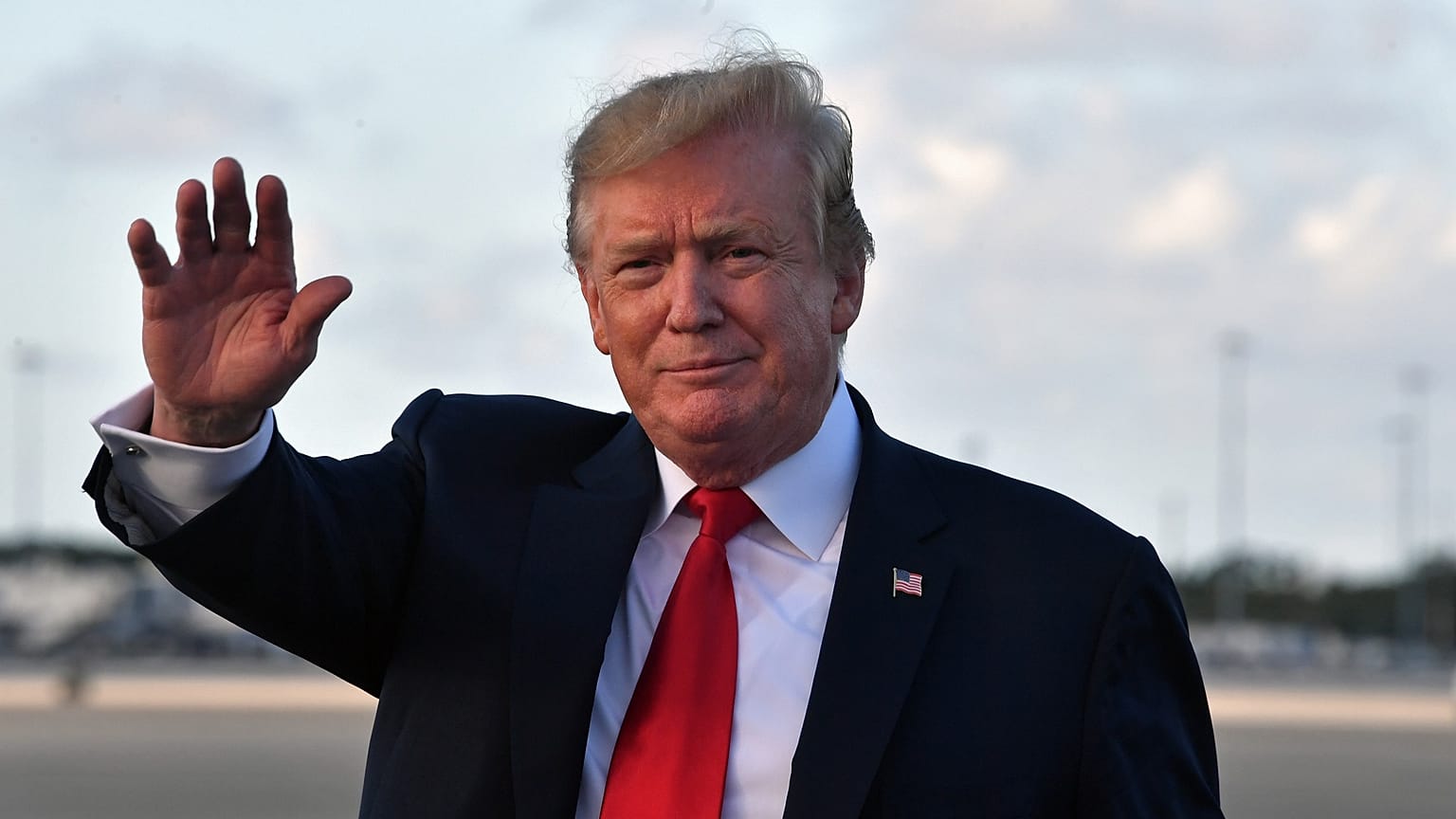 Trump'tan Twitter CEO'su Dorsey'e: Neden takipçi sayım azalıyor?