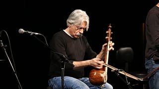 کیهان کلهر به يورونيوز: حرفم را با موسیقی‌ام می‌زنم