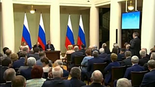 Mosca sfida Kiev con i passaporti