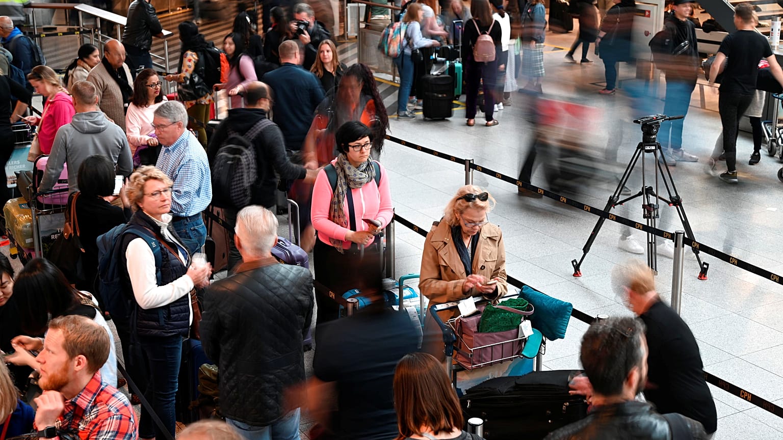 Thousands of passengers have been affected by the SAS pilots' strike
