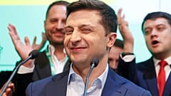 Ukrayna'nın yeni Devlet Başkanı Zelenskiy seçim kampanyası yorgunluğunu Türkiye tatiliyle atıyor