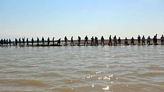 سیل‌بند آق‌قلا شکست