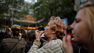 Tausende verlangen erneut Rücktritt von Präsident Vučić