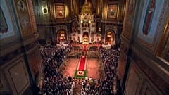 Православные христиане празднуют Пасху