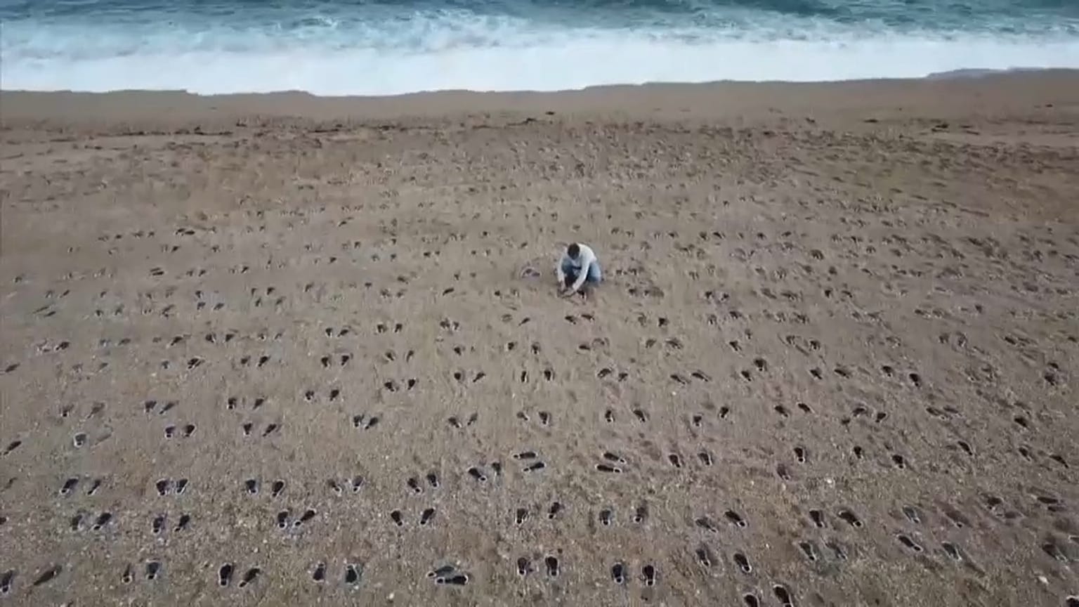 Slapton Sands: Αποτυπώματα στην άμμο στην μνήμη 749 στρατιωτών