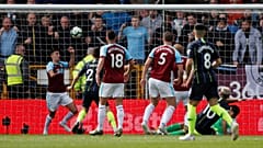 Premier League: una rete di Aguero con la "goal technology" regala la vittoria al City