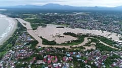 Seuchengefahr nach Überschwemmungen in Indonesien