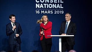 Fransa, AP seçimlerinde Sarkozy'nin partisinden aday Türk asıllı kadın politikacıyı konuşuyor