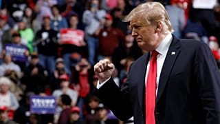 Trump ve yakın çevresinden Deutsche Bank ve Capital One bankalarına dava