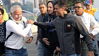 España confirma que Leopoldo López y su familia están en su embajada en Caracas