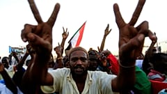 تجمع المهنيين السودانيين: المجلس العسكري غير جاد في تسليم السلطة للمدنيين 
