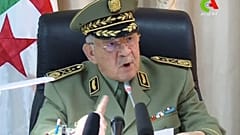 النهار نقلا عن رئيس الأركان الجزائري: الجيش سيعمل على تجنيب البلاد العنف