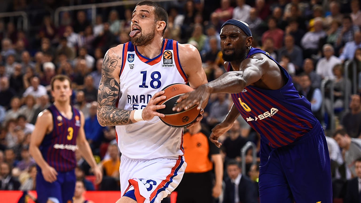 Fenerbahçe Beko ve Anadolu Efes Avrupa Basketbol Ligi Dörtlü Final’inde birbirine rakip oldu
