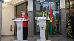 Merkel auf Sahelreise: Truppenbesuch in Mali