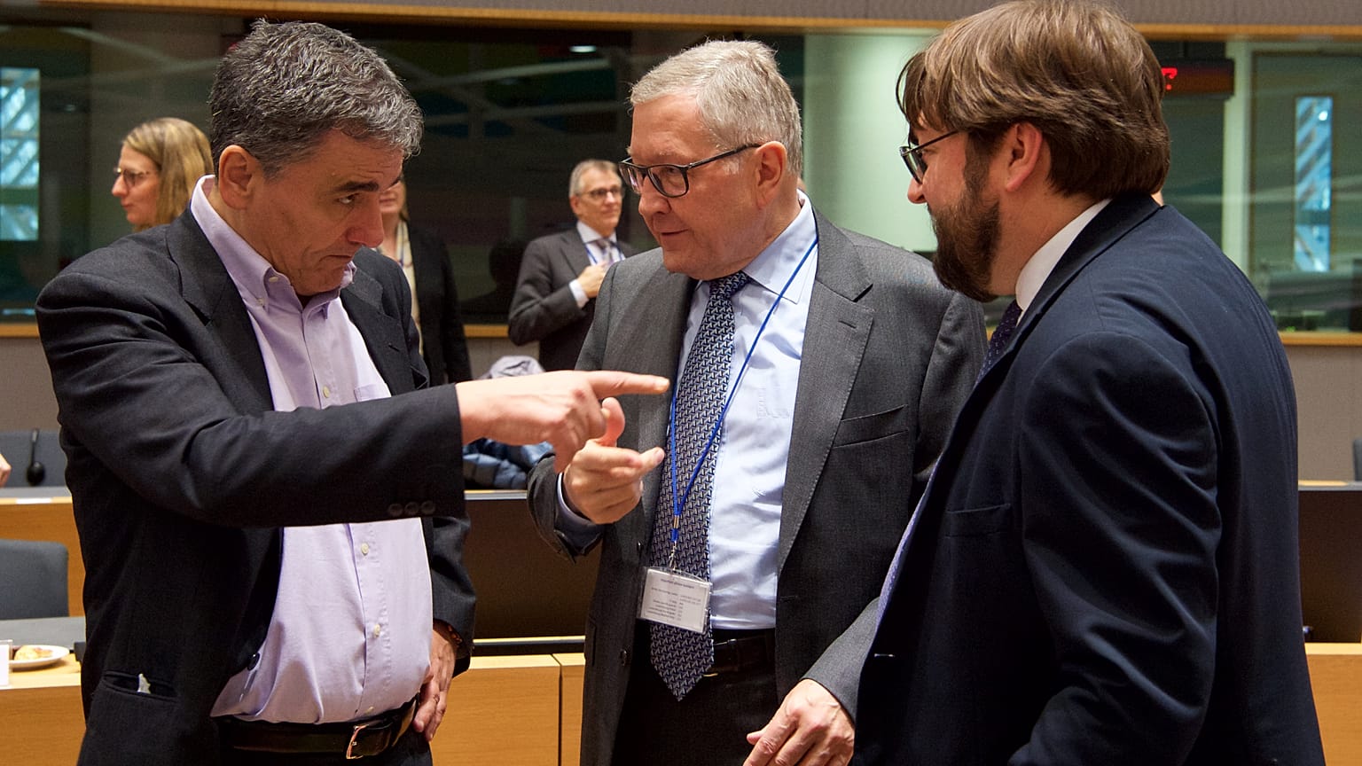 Το EuroWorking Group ενέκρινε τη μερική αποπληρωμή δανείων του ΔΝΤ