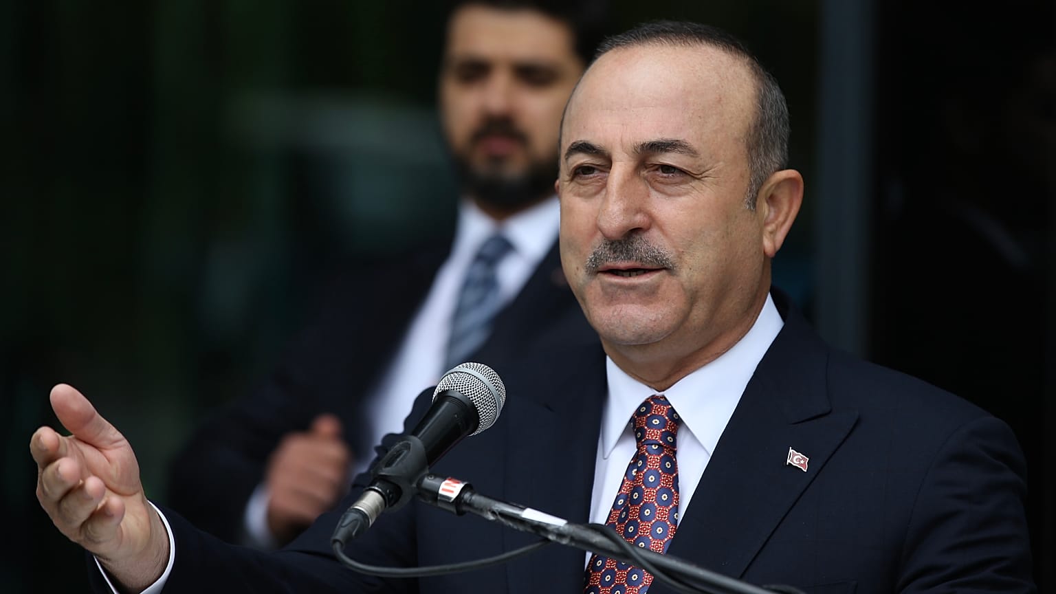 Çavuşoğlu: Petrol kaynaklarımızı çeşitlendirmek şu an için mümkün değil
