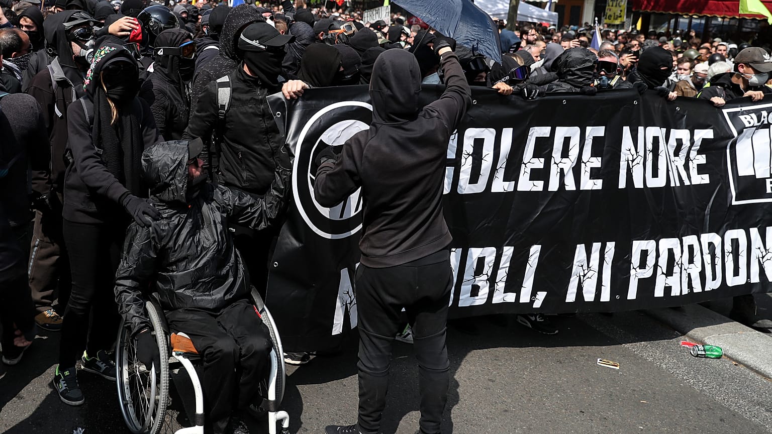Black Bloc ahead of May Day protests, 1 May 2019