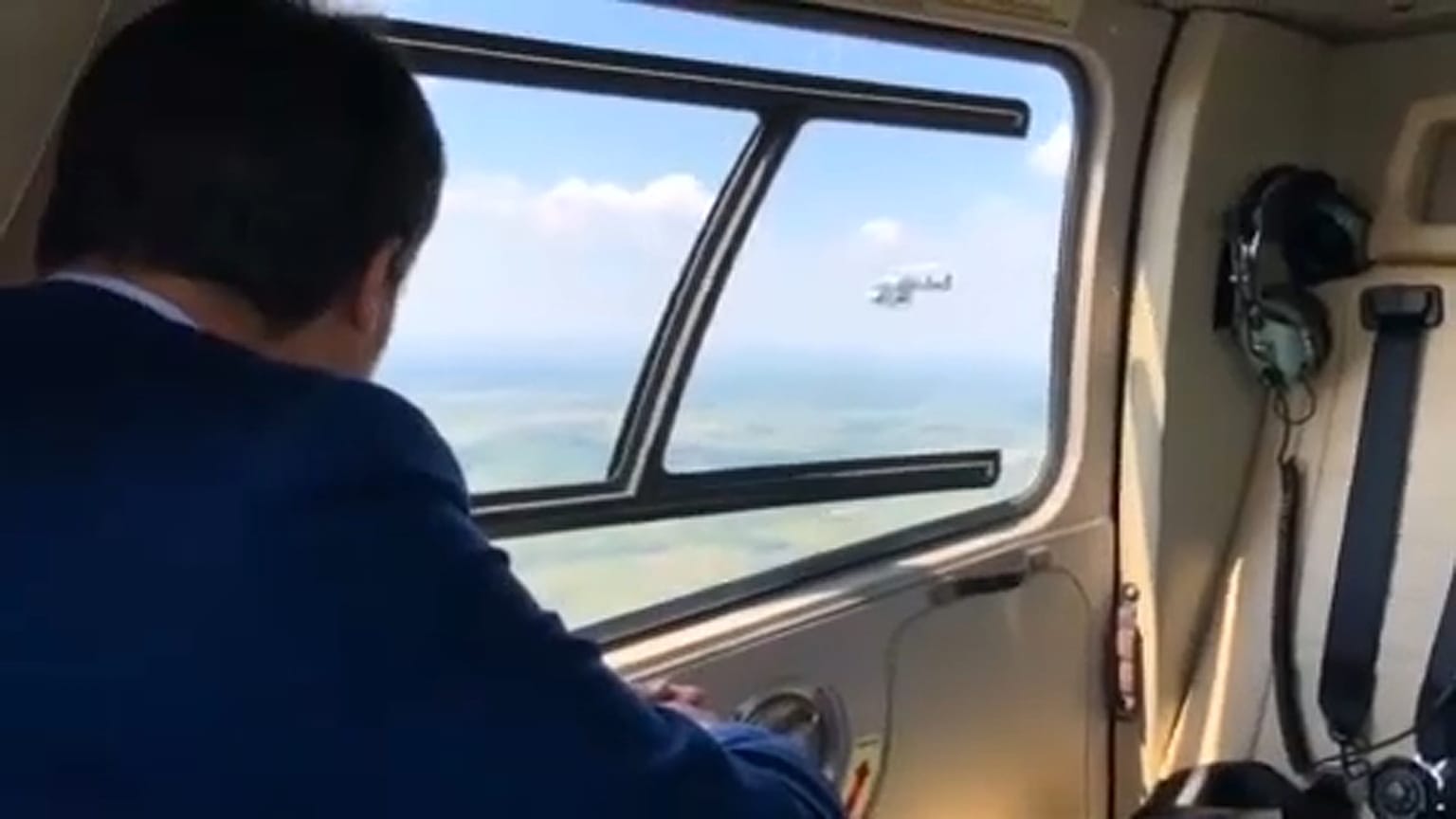 Salvini Röszkére helikopterezett