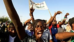 بحران گذار در سودان و بازجویی از عمرالبشیر به اتهام تأمین مالی تروریسم