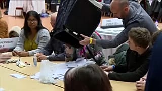 Kommunalwahlen in England und Nordirland: Schlappe für Labour und Tories