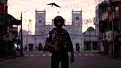 رئيس سريلانكا يتعهد "بالقضاء على الإرهاب" وتحقيق الاستقرار قبل الانتخابات