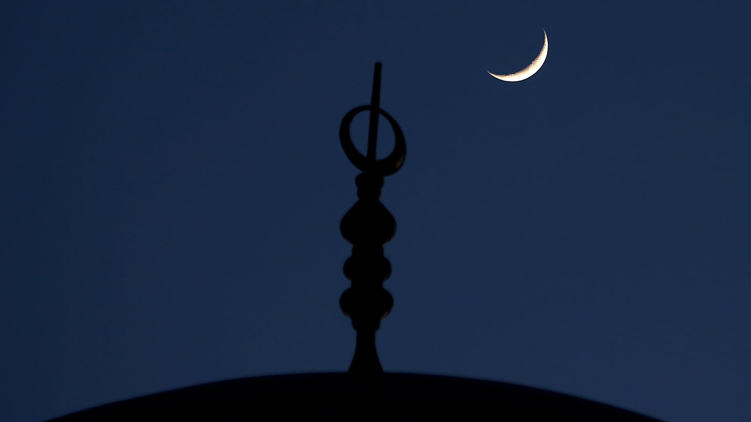 المحكمة العليا السعودية: لم يرد ما يثبت رؤية هلال رمضان مساء هذه الليلة