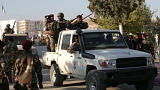 مقاتلين تابعين للحكومة السورية