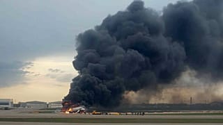 Russie : au moins 41 morts dans l'incendie d'un avion à Moscou