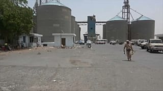 الوصول إلى 51 ألف طن من القمح قد ينقذ ملايين من المجاعة في اليمن 