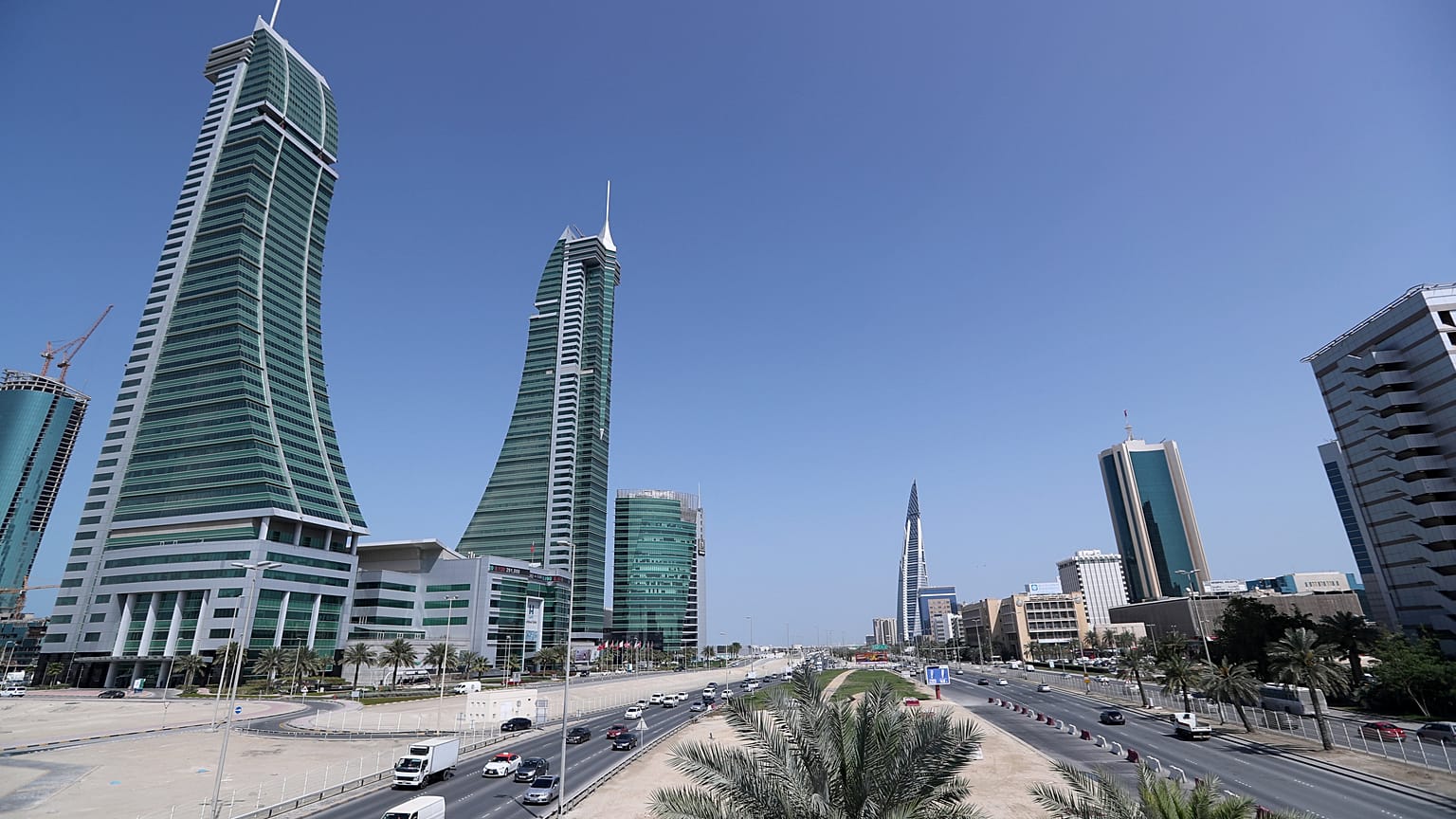 محكمة بحرينية ترفض طلبا لاستبدال عقوبة الناشط نبيل رجب