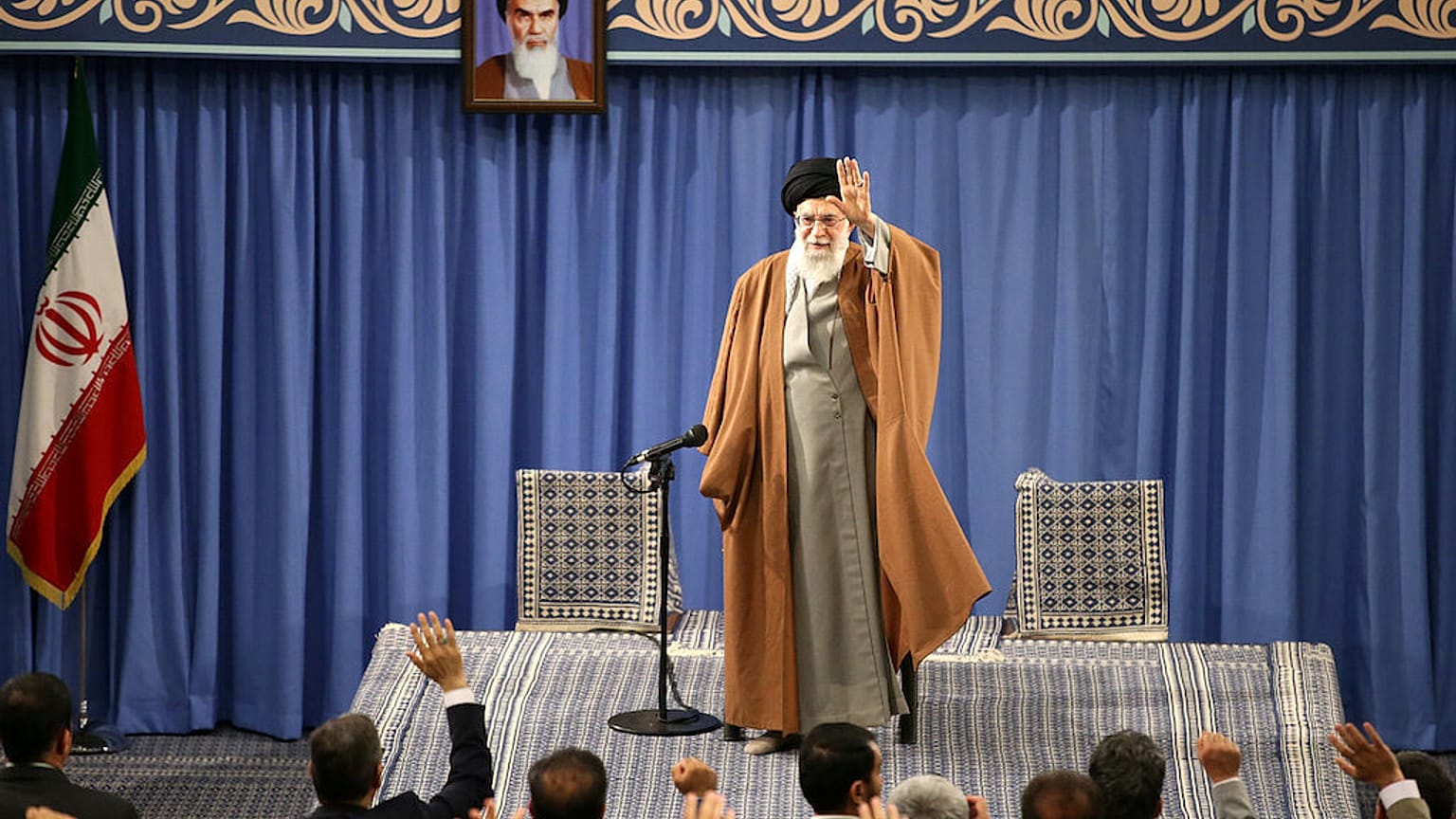  خامنئي يقول إنه لن تكون هناك أي حرب مع الولايات المتحدة