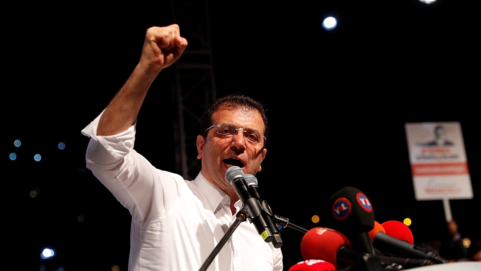 Turchia, opposizione: "annullamento voto Istanbul è gesto dittatoriale"
