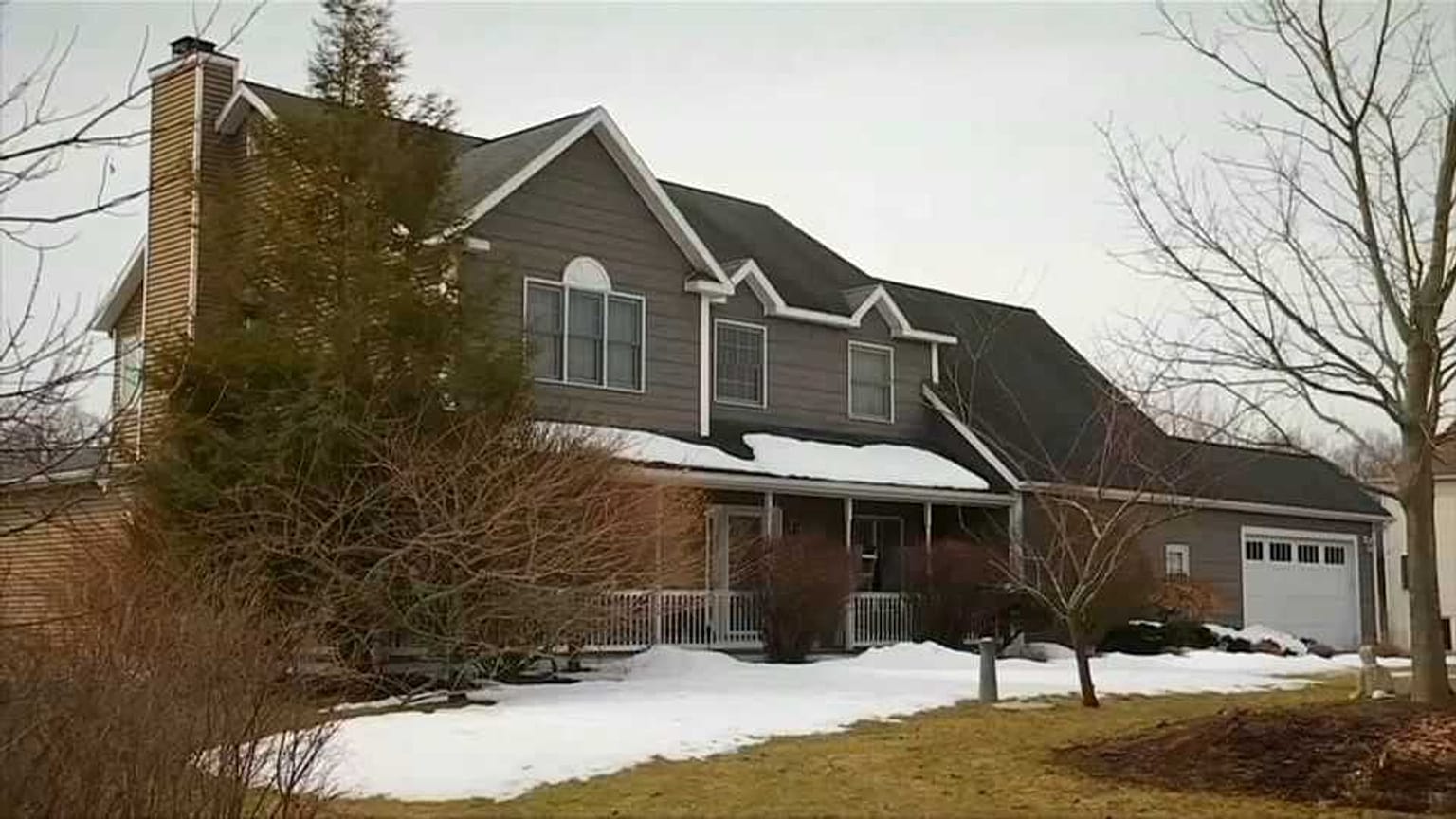 Image vidéo Reuters : maison du gourou Keith Raniere en procès à New York.
