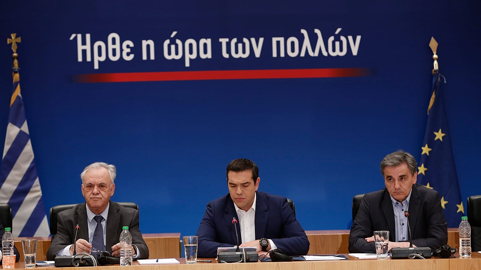 Πακέτο ελαφρύνσεων ανακοίνωσε ο Αλέξης Τσίπρας