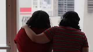الأختان السعوديتان بالأسماء المستعارة ريم وروان في هونغ كونغ - الصين