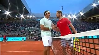 Három év után nyert ismét salakon Federer