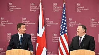 Pompeo apela à imposição de sanções ao Irão