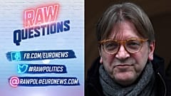Guy Verhofstadt: "Vie legali per i migranti, richieste d'asilo nei consolati fuori dalla Ue"