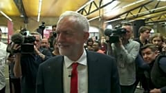 Corbyn: "Su Brexit governo nel caos"