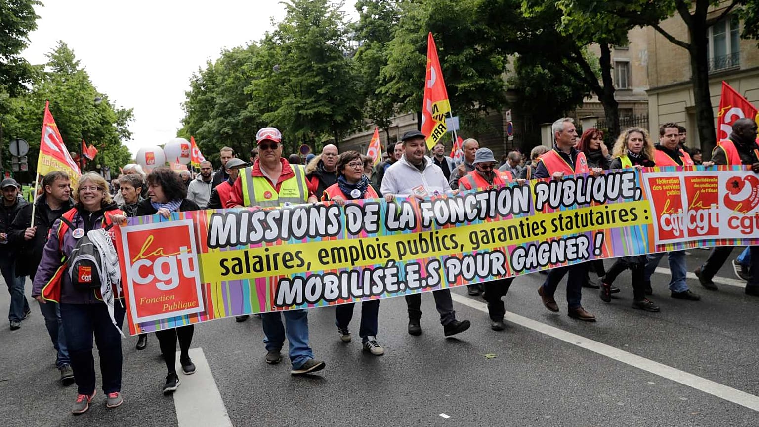 Francia: Los funcionarios protestan contra la reforma de Macron