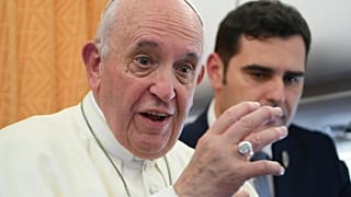 Pope Francis makes bishops directly accountable for sexual abuse or covering it up