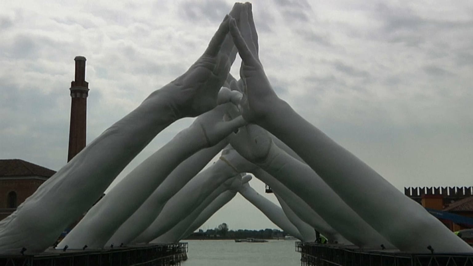 Building Bridges, 2019, by Lorenzo Quinn