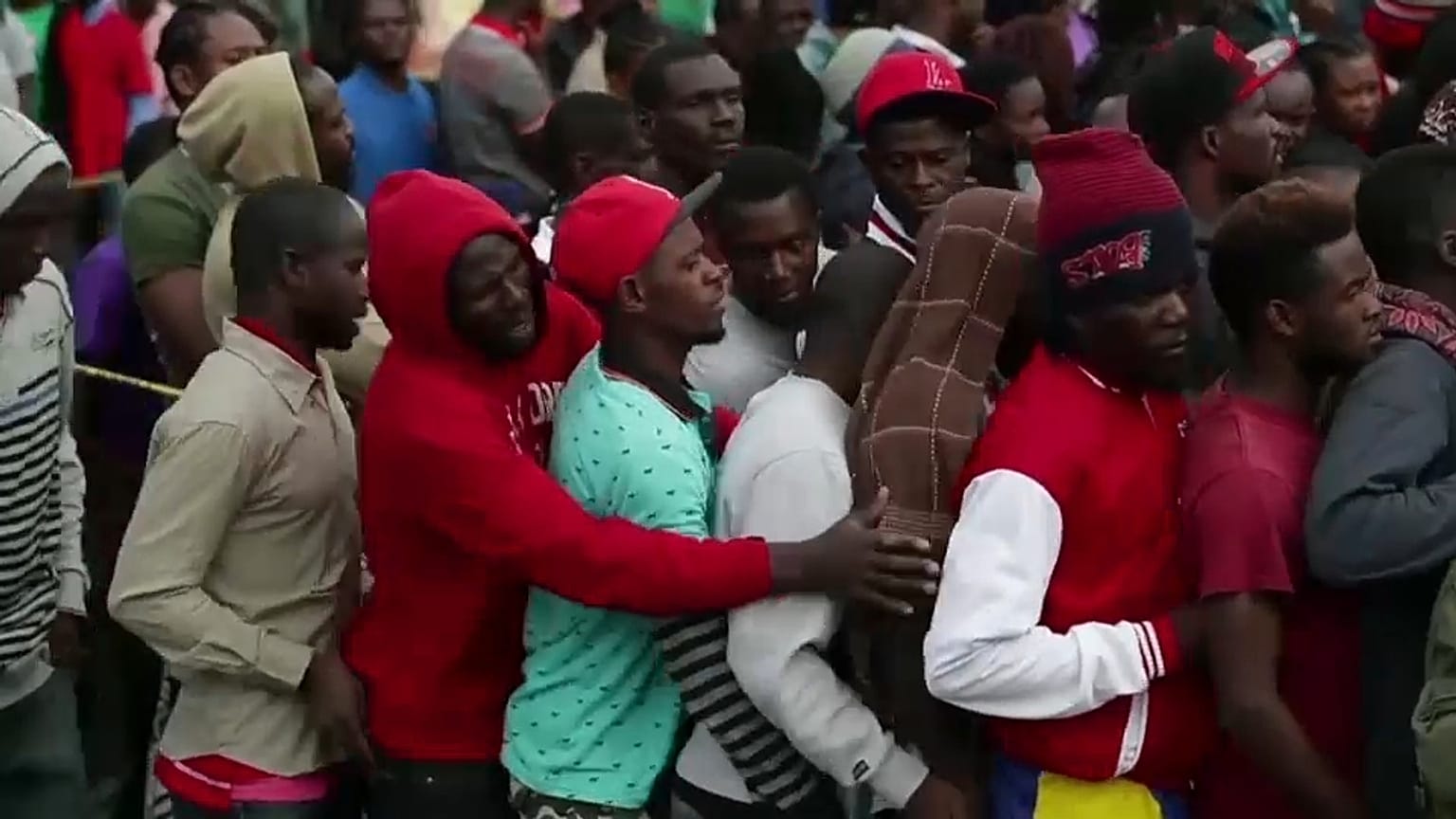 Migranti: almeno 70 morti al largo della Tunisia