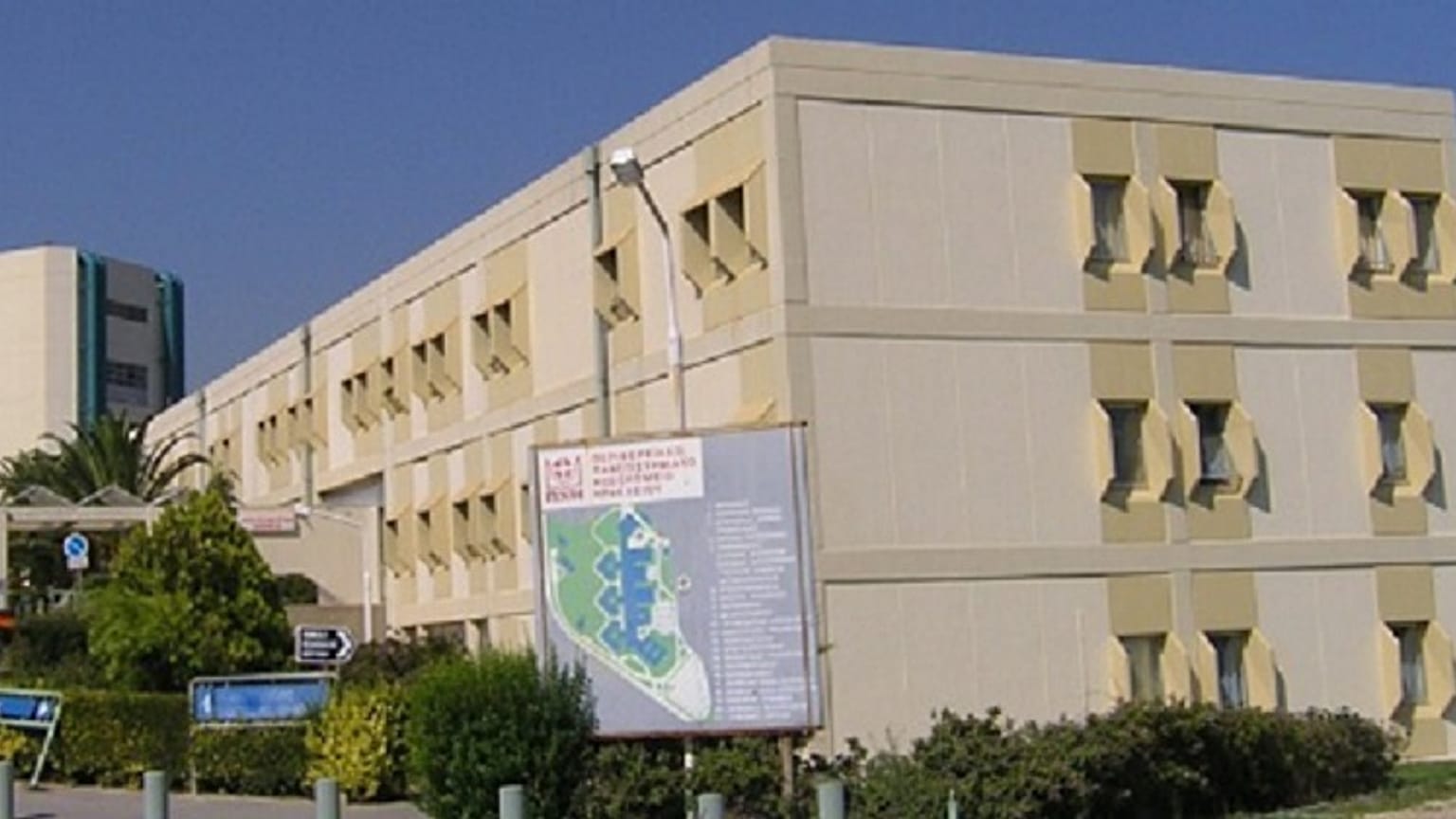 Ηράκλειο: Επίσκεψη Σχοιναράκη στο ΠΑΓΝΗ